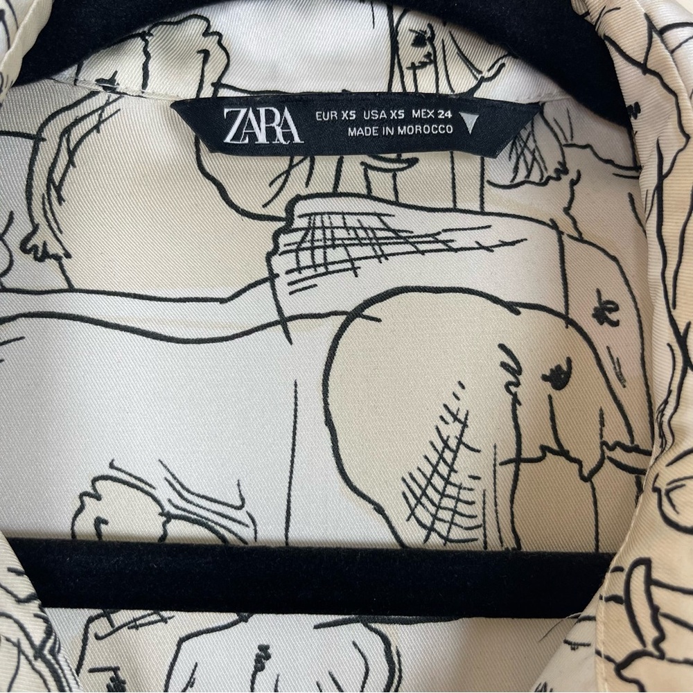 Zara Black, Gray and Cream Graphic Oversized Elephant Print Blouse - Picture 7 of 8